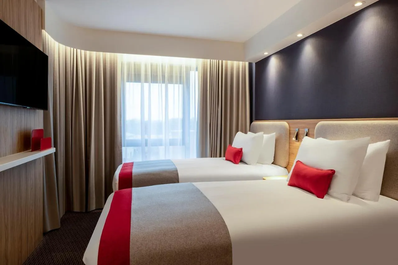 *** Hotel Holiday Inn Express Cambridge West - Cambourne By Ihg Großbritannien